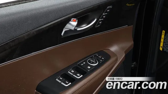 Kia Sorento — фото 16