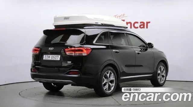 Kia Sorento — фото 2