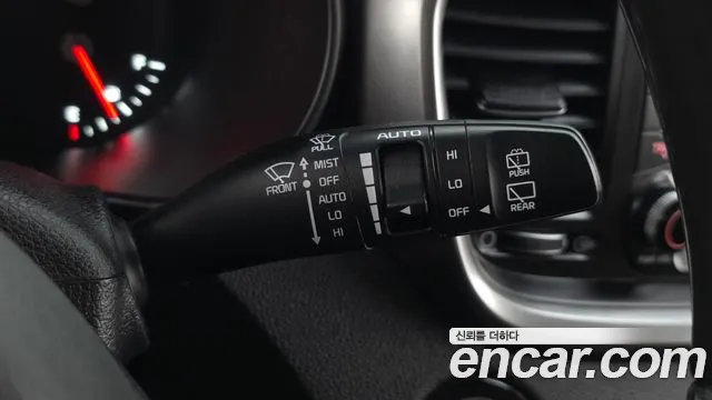 Kia Sorento — фото 28