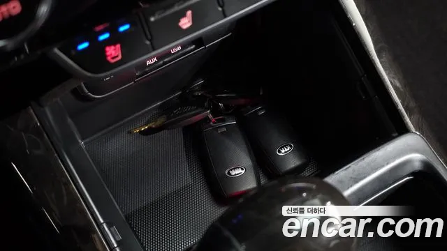 Kia Sorento — фото 31