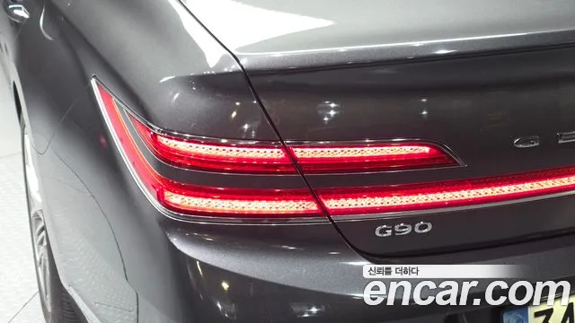 Genesis G90 — фото 23