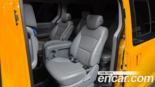 Hyundai Starex — фото 11