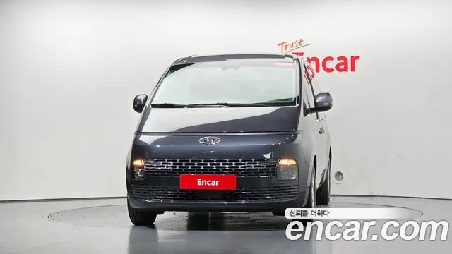 Hyundai Staria — фото 2