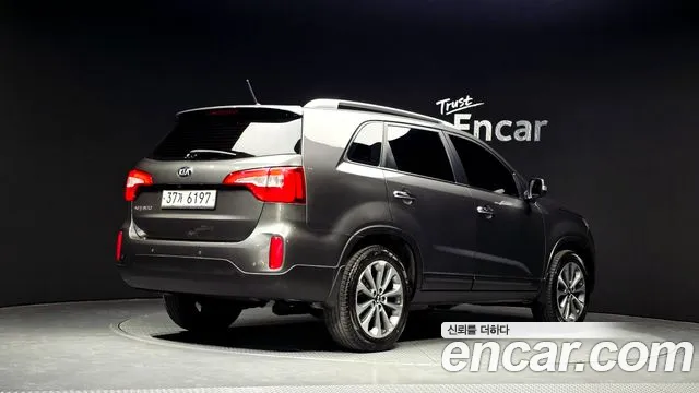 Kia Sorento — фото 2