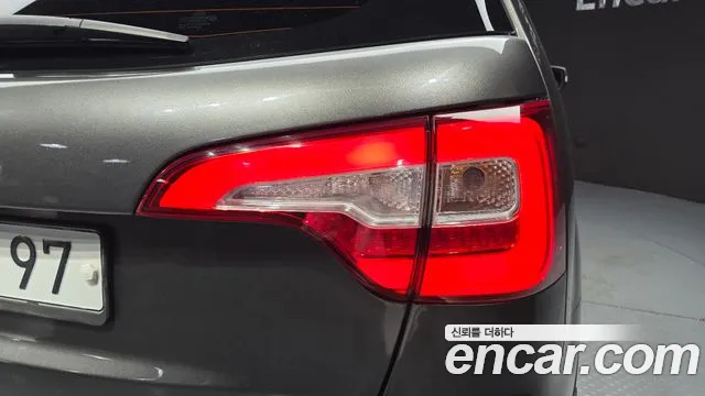 Kia Sorento — фото 23