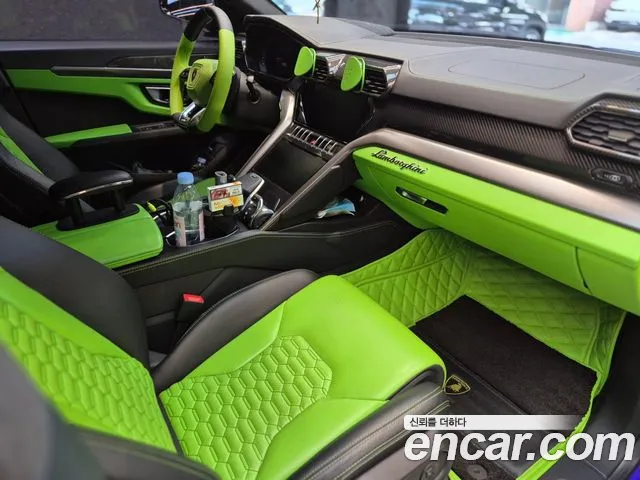 Lamborghini Urus — фото 14