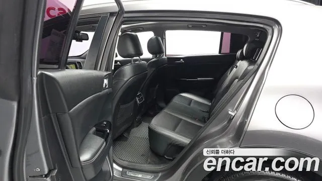 Kia Sportage — фото 25