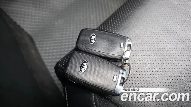 Kia Sportage — фото 30