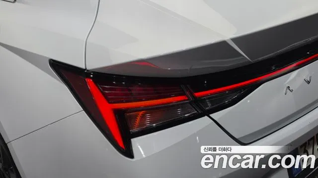 Hyundai Avante — фото 23