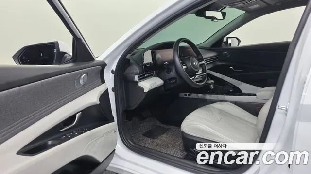 Hyundai Avante — фото 10