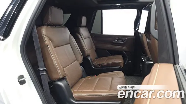 Chevrolet Tahoe — фото 13