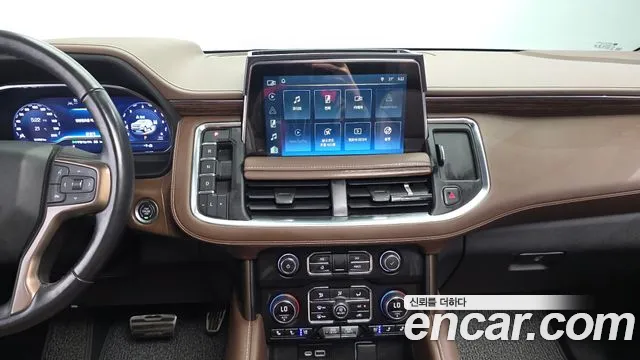 Chevrolet Tahoe — фото 16