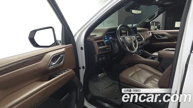 Chevrolet Tahoe — фото 10