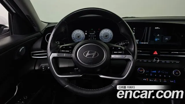 Hyundai Avante — фото 14