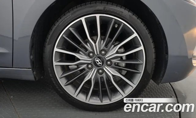 Hyundai Avante — фото 21