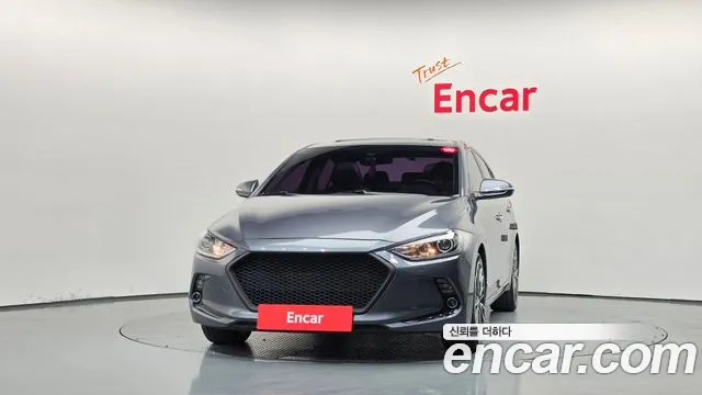 Hyundai Avante — фото 3