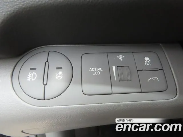 Hyundai Starex — фото 13