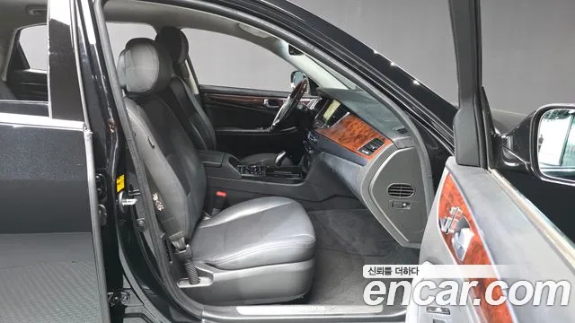 Hyundai Equus — фото 11