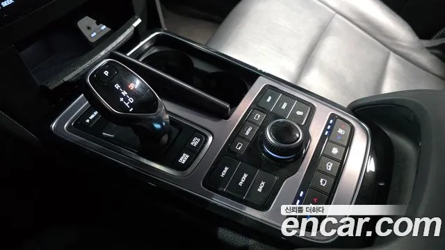 Hyundai Equus — фото 9