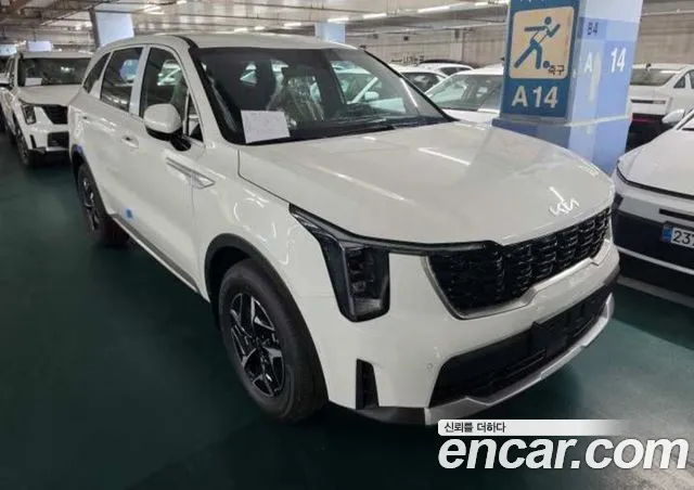 Kia Sorento — фото 8