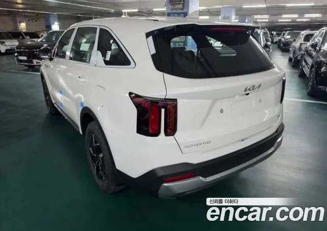 Kia Sorento — фото 10
