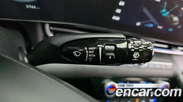 Hyundai Avante — фото 32