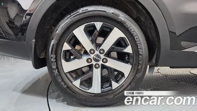 Kia Sorento — фото 5