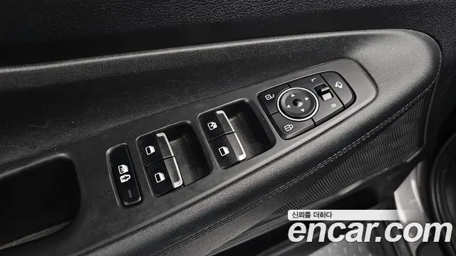 Hyundai Santa Fe — фото 16