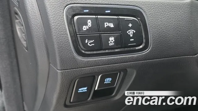 Hyundai Equus — фото 15