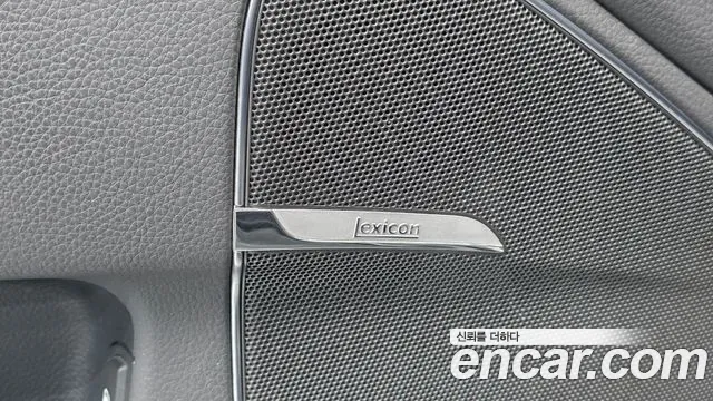 Hyundai Equus — фото 17