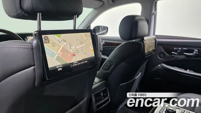 Hyundai Equus — фото 28