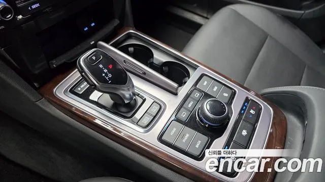 Hyundai Equus — фото 9