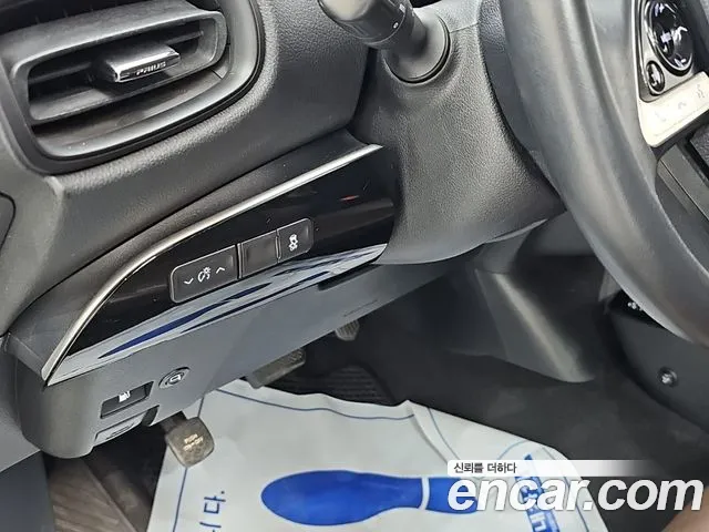 Toyota Prius — фото 16