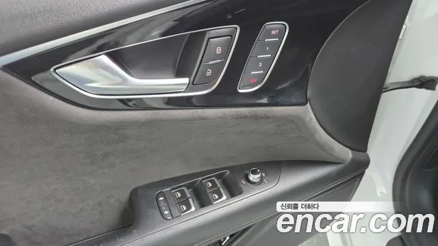 Audi A7 — фото 16