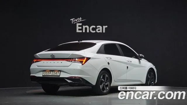 Hyundai Avante — фото 2