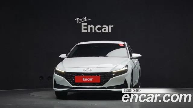 Hyundai Avante — фото 3