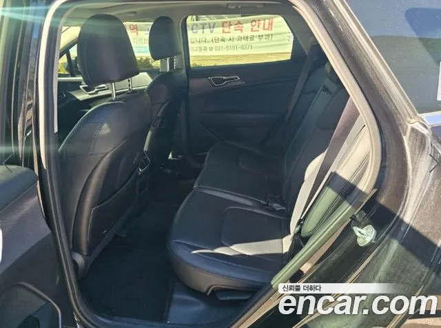 Kia Sportage — фото 10