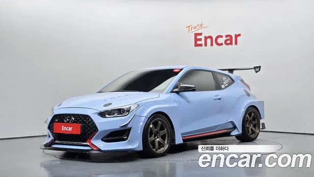 Hyundai Veloster — фото 1