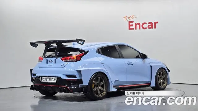 Hyundai Veloster — фото 2