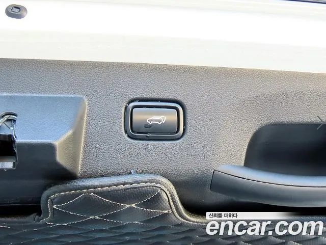 Kia Sportage — фото 14