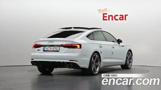 Audi A5 — фото 2