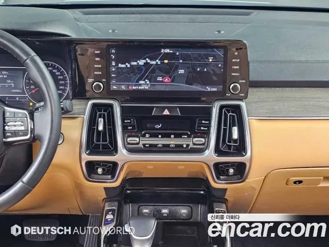 Kia Sorento — фото 14