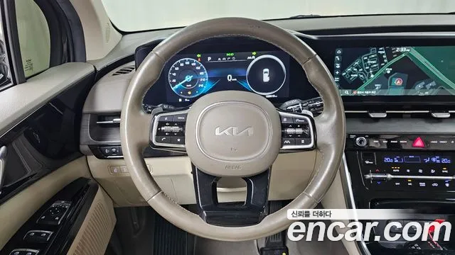Kia Carnival — фото 11