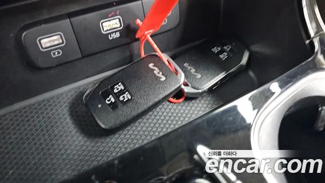 Kia Carnival — фото 13
