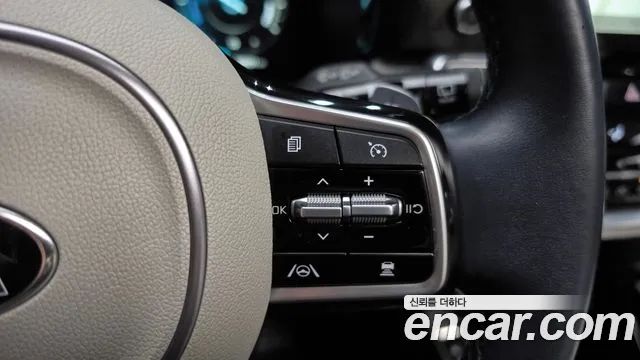 Kia Sorento — фото 17