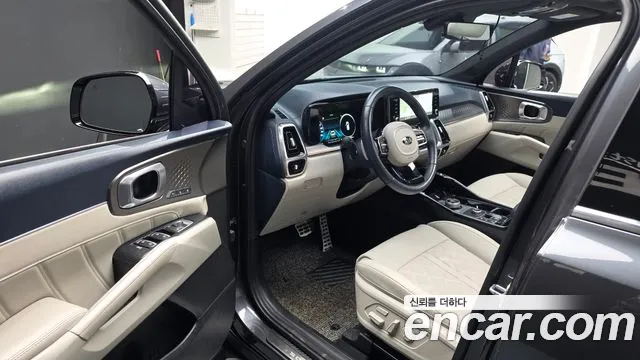 Kia Sorento — фото 10