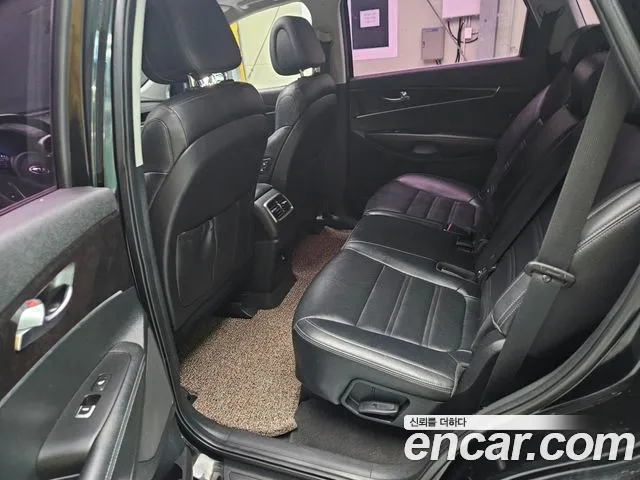 Kia Sorento — фото 11