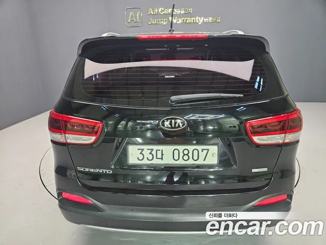 Kia Sorento — фото 4