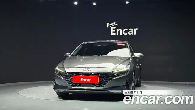 Hyundai Avante — фото 2