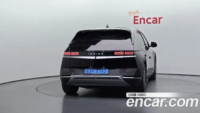 Hyundai Ioniq 5 — фото 3
